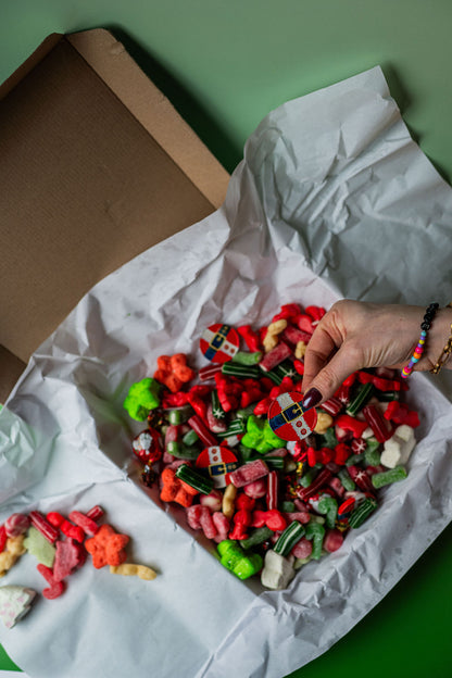 I'm Back Elf on the Shelf 1kg Pick N Mix Box